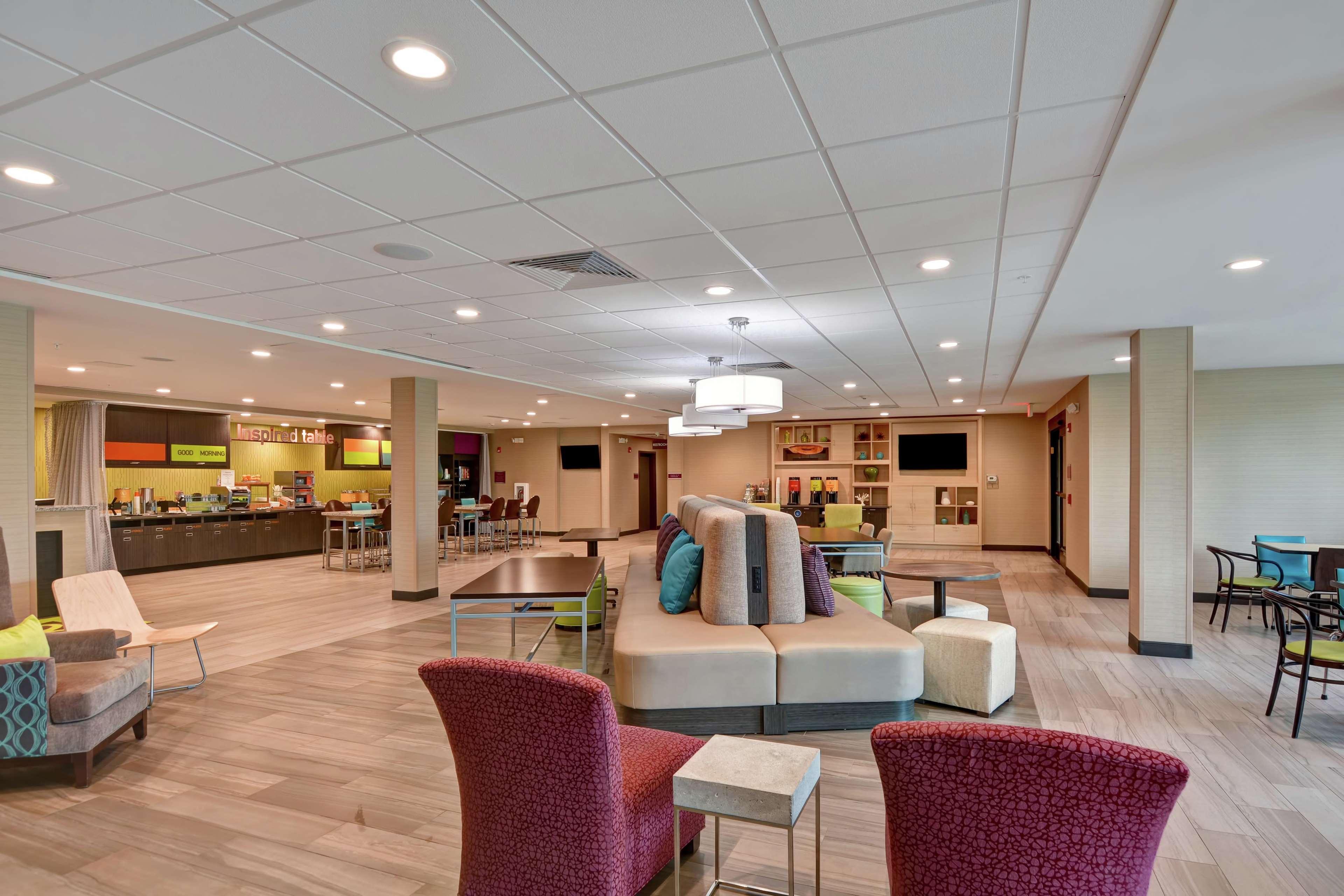 Home2 Suites Pensacola I-10 At North Davis Hwy Екстериор снимка