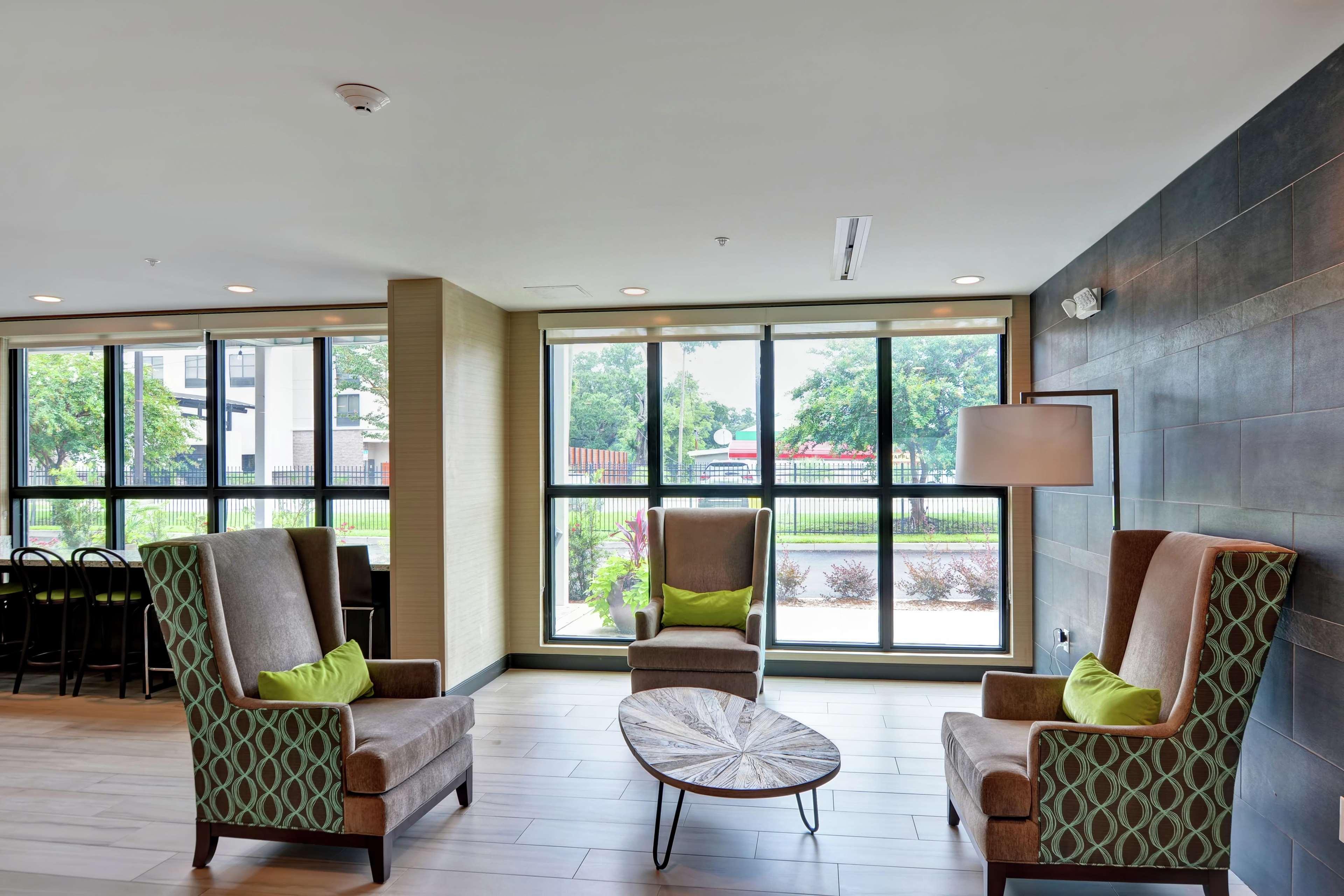 Home2 Suites Pensacola I-10 At North Davis Hwy Екстериор снимка