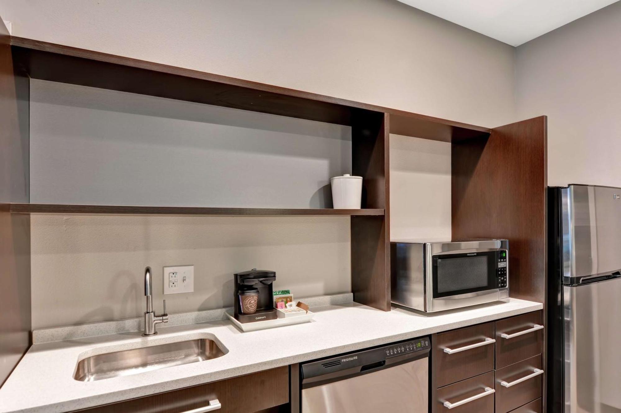 Home2 Suites Pensacola I-10 At North Davis Hwy Екстериор снимка